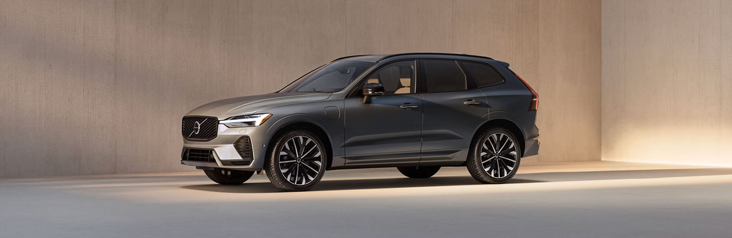 2026 Volvo XC60 PHEV Exterior