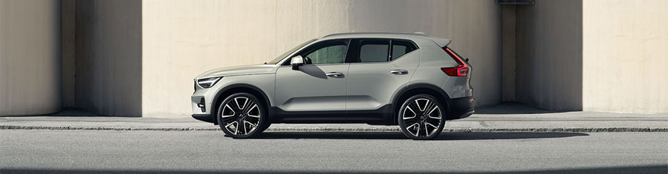 2025 Volvo XC40 Exterior