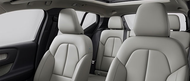 2025 Volvo XC40 Exterior